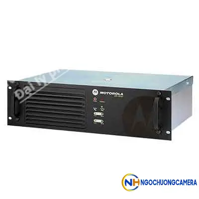 Máy bộ đàm Motorola XiR R8200 UHF